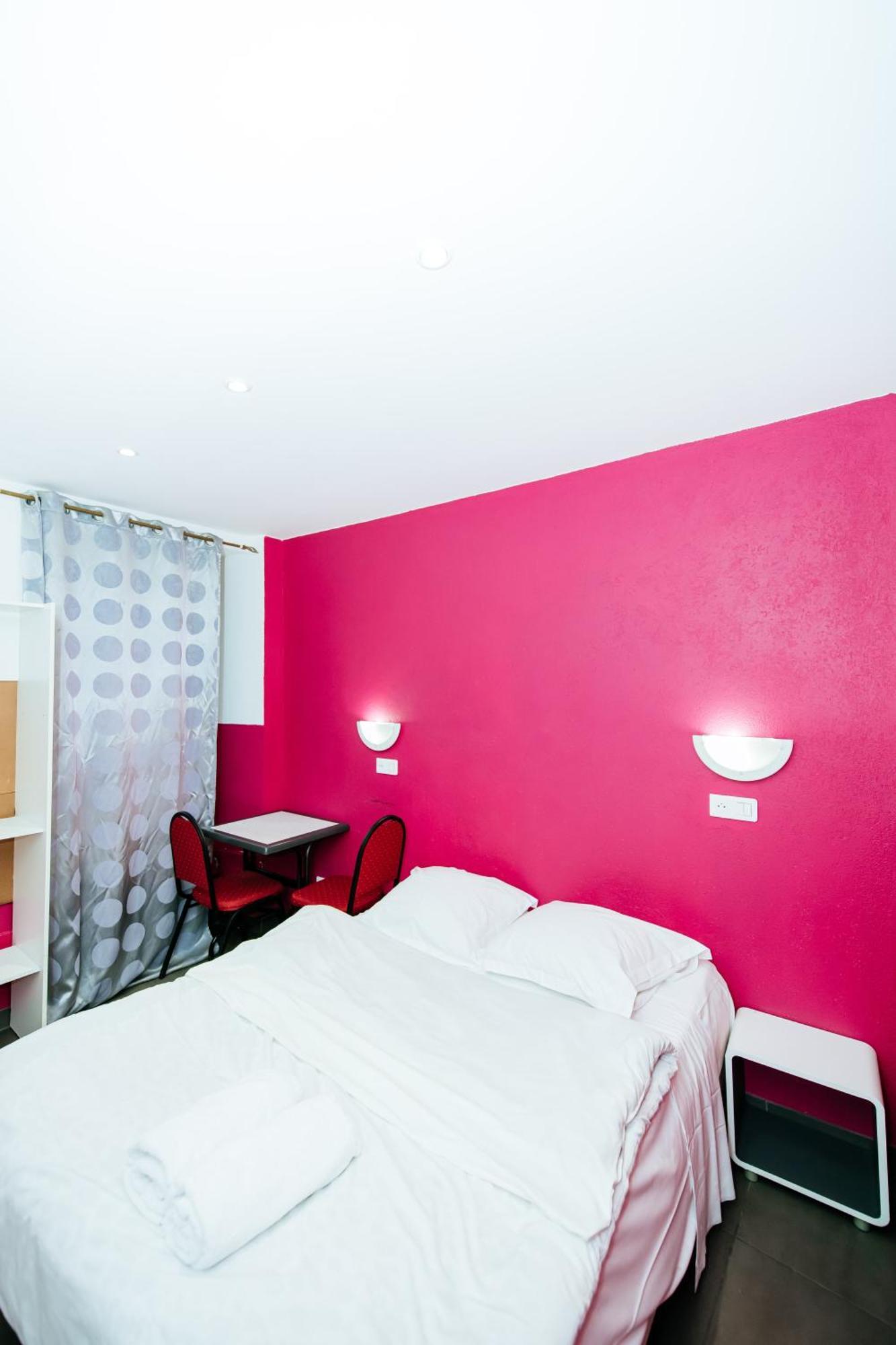Single Room,1500271198:JPEG